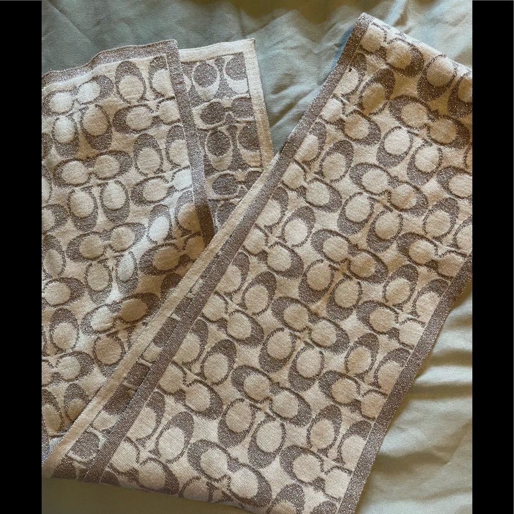 Coach scarf
